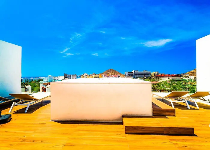 Casa Lucy Secure-quiet & Opulent Cabo Retreat-3br's & Patio! Cabo San Lucas