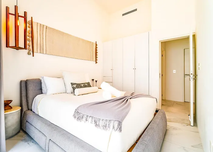Apartment Casa Lucy Secure-quiet & Opulent Cabo Retreat-3br's & Patio! Cabo San Lucas