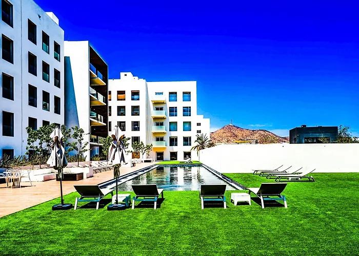 Casa Lucy Secure-quiet & Opulent Cabo Retreat-3br's & Patio! * Cabo San Lucas