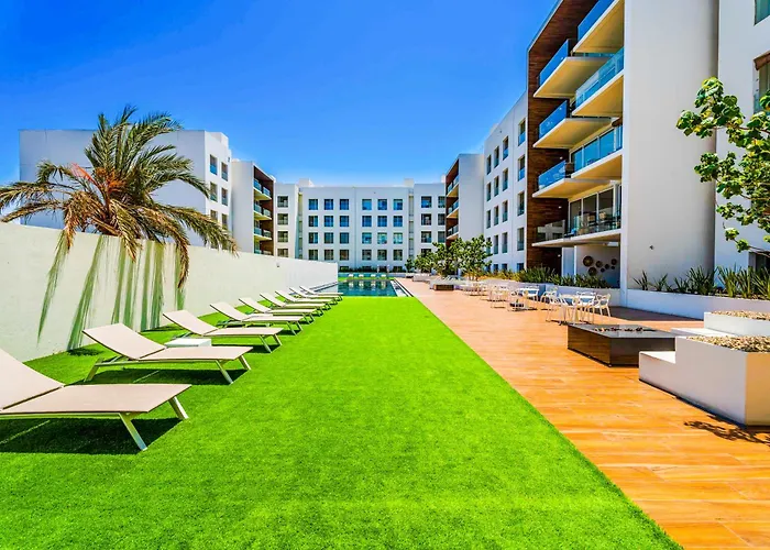 Apartment Casa Lucy Secure-quiet & Opulent Cabo Retreat-3br's & Patio!