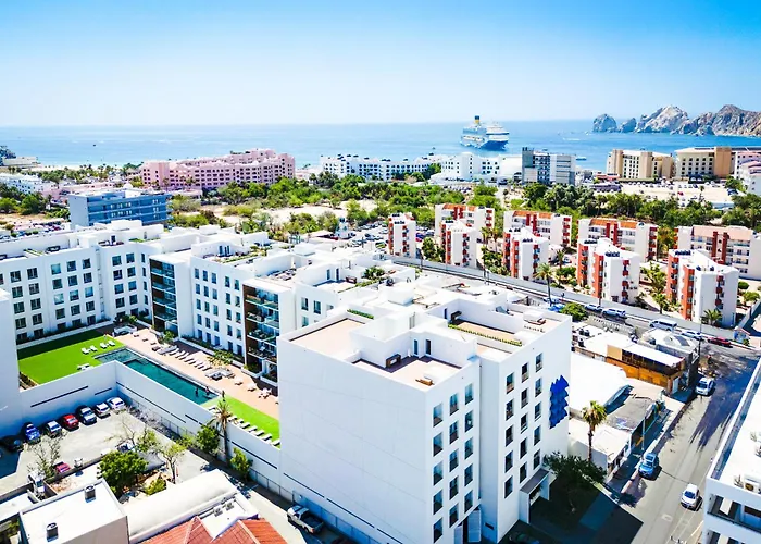 Casa Lucy Secure-quiet & Opulent Cabo Retreat-3br's & Patio! * Cabo San Lucas