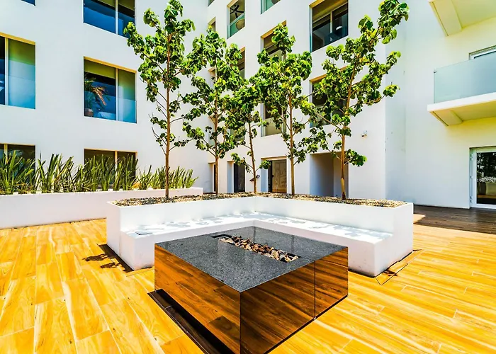 Casa Lucy Secure-quiet & Opulent Cabo Retreat-3br's & Patio! Apartment